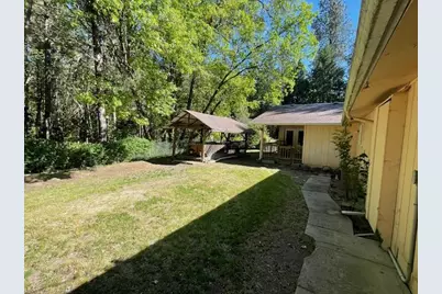 505 Peco Road, Grants Pass, OR 97526 - Photo 44