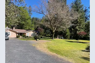 505 Peco Road, Grants Pass, OR 97526 - Photo 2