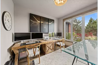 8956 Yahooskin Drive, Powell Butte, OR 97753 - Photo 32