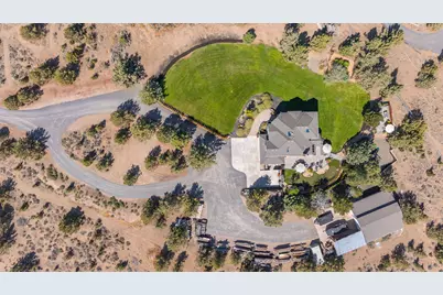 8956 Yahooskin Drive, Powell Butte, OR 97753 - Photo 48