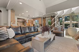 8956 Yahooskin Dr, Powell Butte, OR 97753 - Photo 6