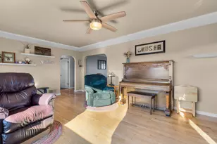 2660 SW Highland Ln, Culver, OR 97734 - Photo 10