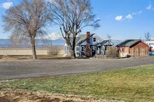 2660 SW Highland Ln, Culver, OR 97734 - Photo 4