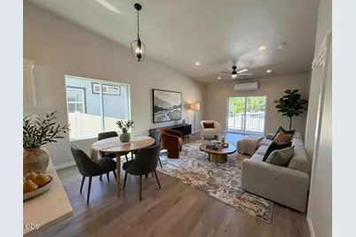 694 Terrazzo Way, Medford, OR 97501 - Photo 6