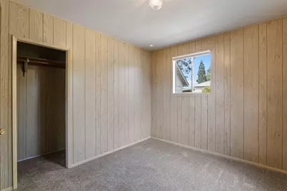 1013 SW L Street, Grants Pass, OR 97526 - Photo 4