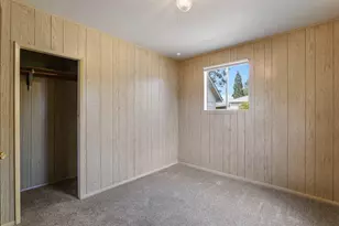 1013 SW L St, Grants Pass, OR 97526 - Photo 4