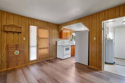 1013 SW L Street, Grants Pass, OR 97526 - Photo 8