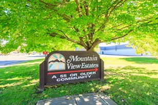 333 Mountain View Dr, Talent, OR 97540 - Photo 12