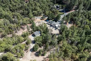 836 Sleepy Hollow Loop, Grants Pass, OR 97527 - Photo 38