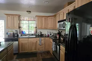 4180 Takilma Rd, Cave Junction, OR 97523 - Photo 16