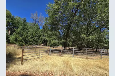 4180 Takilma Road, Cave Junction, OR 97523 - Photo 28
