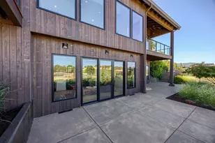 15 Vineyard Vw Cir, Medford, OR 97501 - Photo 68