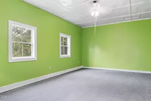 540 E California St, Jacksonville, OR 97530 - Photo 54