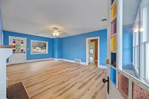540 E California St, Jacksonville, OR 97530 - Photo 12