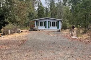 2860 E Fork Rd, Williams, OR 97544 - Photo 12