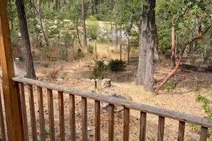 2860 E Fork Rd, Williams, OR 97544 - Photo 10