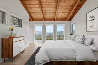 465 Strawberry Hill Lane, Jacksonville, OR 97530 - Photo 8