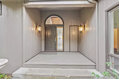 465 Strawberry Hill Lane, Jacksonville, OR 97530 - Photo 4