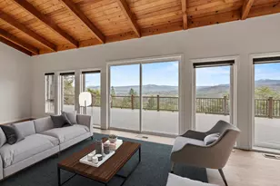 465 Strawberry Hill Ln, Jacksonville, OR 97530 - Photo 6