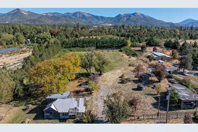 12019 Williams Highway, Grants Pass, OR 97527 - Photo 18