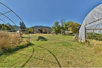 12019 Williams Highway, Grants Pass, OR 97527 - Photo 16