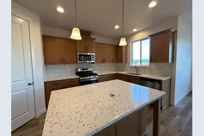 121 Valemont #34, Eagle Point, OR 97524 - Photo 6