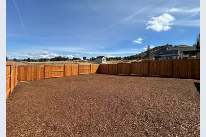 121 Valemont #34, Eagle Point, OR 97524 - Photo 22