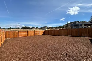 121 Valemont, Eagle Point, OR 97524 - Photo 22