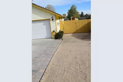 2444 SW 33rd Street, Redmond, OR 97756 - Photo 10