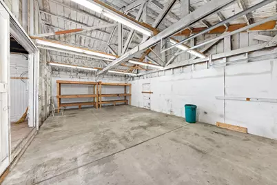 999 Crews Road, Medford, OR 97501 - Photo 20