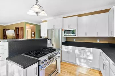 375 W Elm Street, Jacksonville, OR 97530 - Photo 10