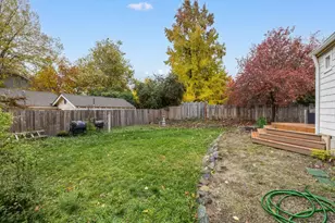 124 Morton St, Ashland, OR 97520 - Photo 32