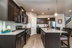 20603 Kira Dr, Bend, OR 97702 - Photo 10