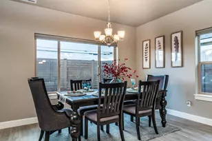 20603 Kira Dr, Bend, OR 97702 - Photo 14