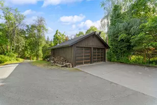 1026 N Schoolhouse Creek Rd, Grants Pass, OR 97526 - Photo 8