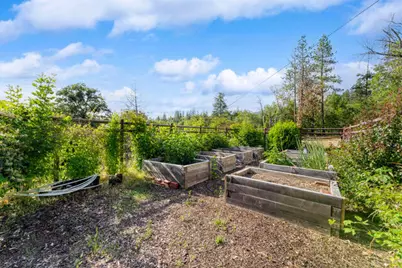 1026 N Schoolhouse Creek Road, Grants Pass, OR 97526 - Photo 26