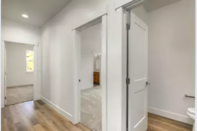 1092 Timber Ridge Loop, Klamath Falls, OR 97601 - Photo 12