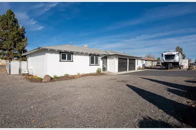 21116 SE Reed Market Road, Bend, OR 97702 - Photo 26