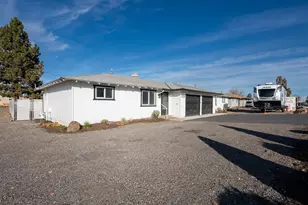 21116 SE Reed Market Rd, Bend, OR 97702 - Photo 26