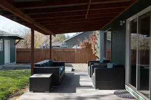 20079 Elizabeth Ln, Bend, OR 97702 - Photo 26