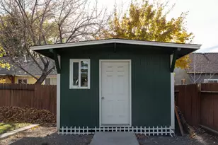 20079 Elizabeth Ln, Bend, OR 97702 - Photo 28