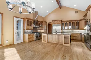 21955 Rickard Rd, Bend, OR 97702 - Photo 18