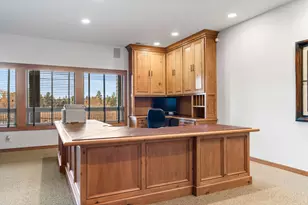 21955 Rickard Rd, Bend, OR 97702 - Photo 36