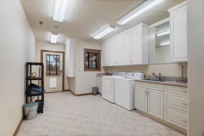 21955 Rickard Road, Bend, OR 97702 - Photo 32