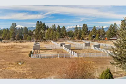 21955 Rickard Road, Bend, OR 97702 - Photo 52