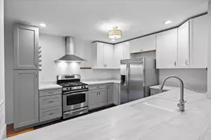 2554 W Stewart Ave, Medford, OR 97501 - Photo 12