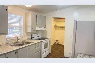 8401 Old Stage Road #UNIT 27, Central Point, OR 97502 - Photo 20