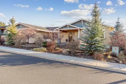 4570 SW Yew Avenue, Redmond, OR 97756 - Photo 1