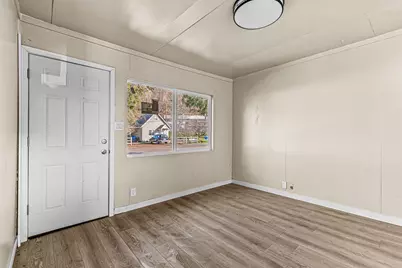 142 Onyx Street, Eagle Point, OR 97524 - Photo 4