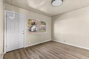 142 Onyx St, Eagle Point, OR 97524 - Photo 4